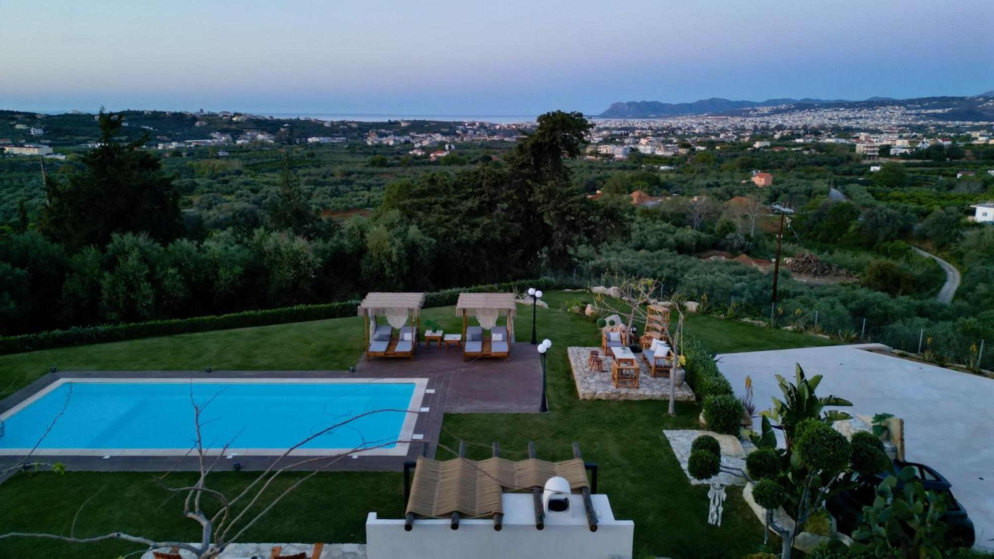 Olivenest Chania Executive Villa Perivólia 外观 照片